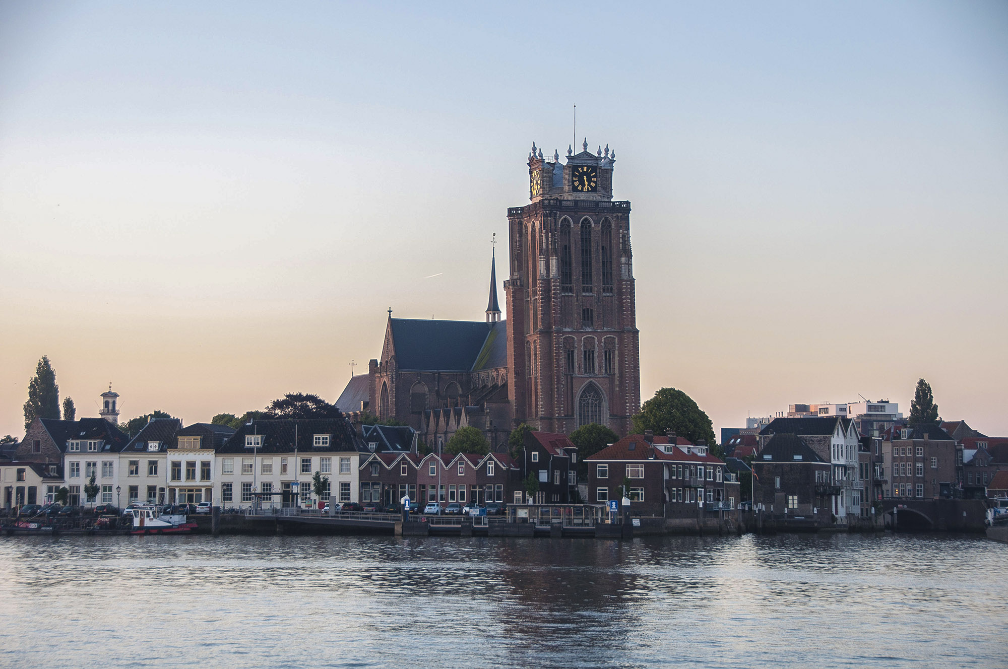Dordrecht vanaf Zwijndrecht - 14 juni 2017